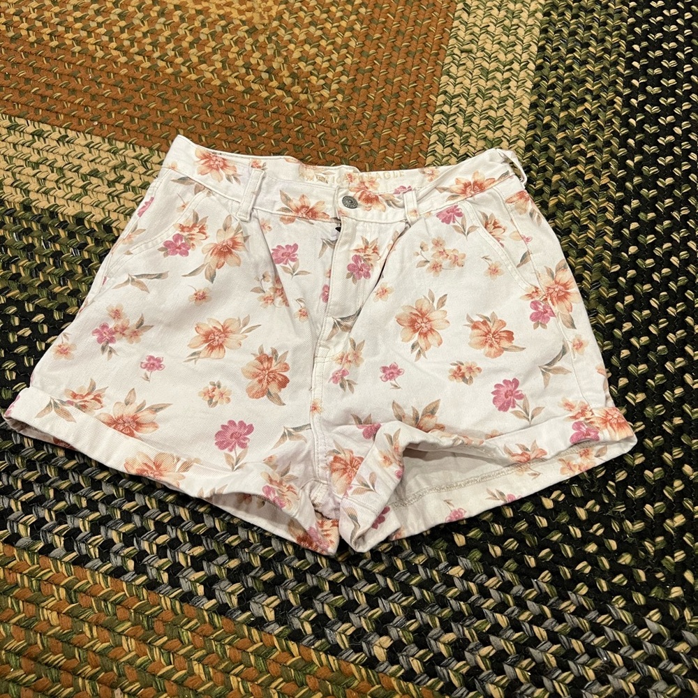 Super cute shorts